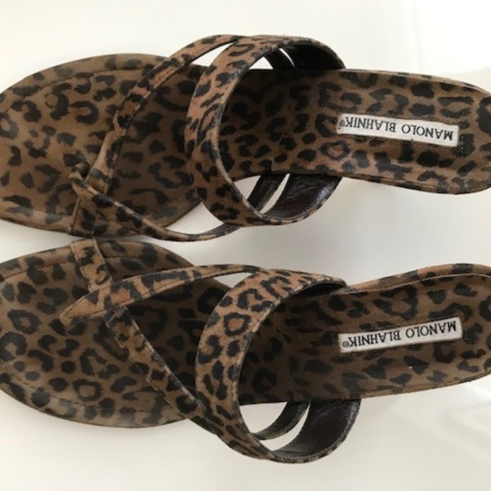 Classic Manolo Blahnik kitten heel sandals